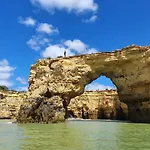 Blue Algarve * Αλμπουφέιρα
